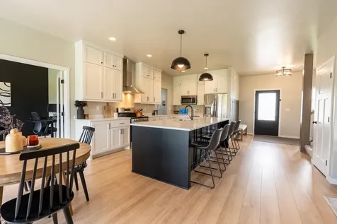 4744 Hampton Loop S Moorhead MN 56560