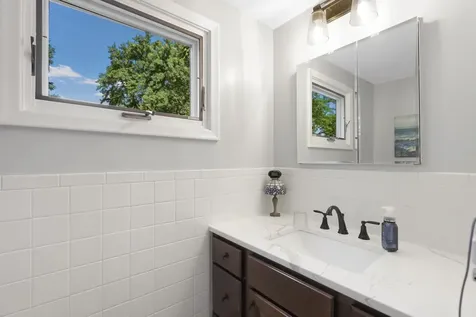 2340 Skyline Drive Bloomington MN 55425