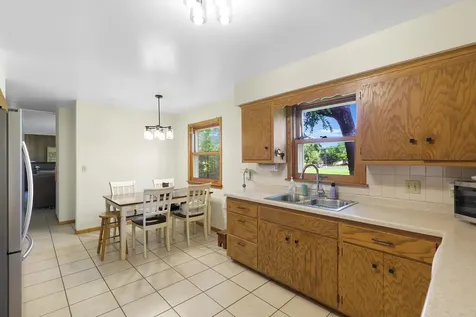 2340 Skyline Drive Bloomington MN 55425
