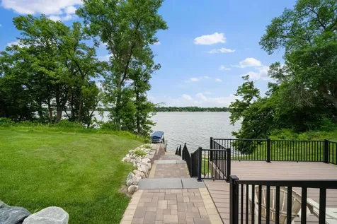1515 Geneva Road NE Alexandria MN 56308