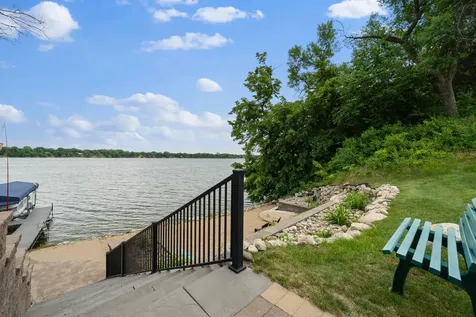 1515 Geneva Road NE Alexandria MN 56308