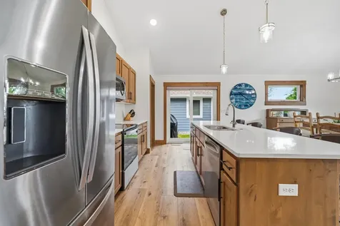 1515 Geneva Road NE Alexandria MN 56308