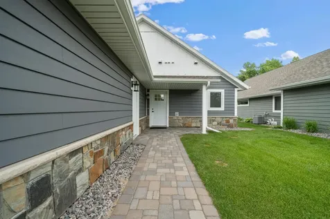 1515 Geneva Road NE Alexandria MN 56308