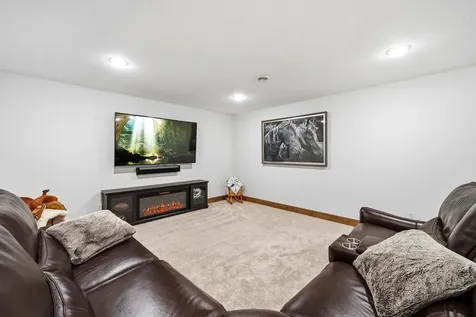 1515 Geneva Road NE Alexandria MN 56308