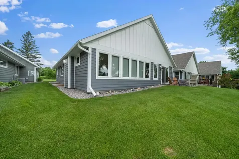 1515 Geneva Road NE Alexandria MN 56308