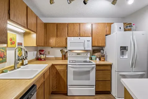 3850 Plymouth Boulevard Plymouth MN 55446