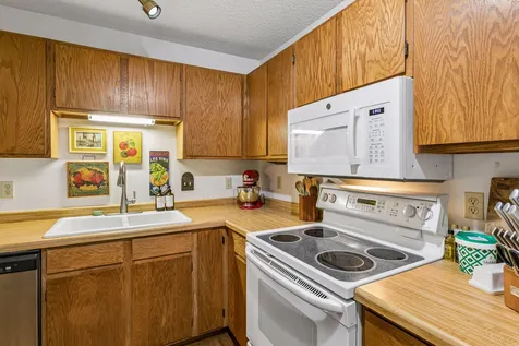 3850 Plymouth Boulevard Plymouth MN 55446