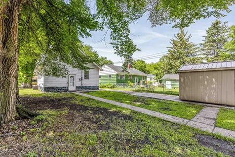 1513 11th Street N Fargo ND 58102