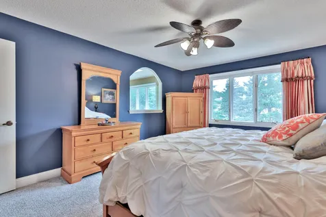 8264 Kingslee Road Bloomington MN 55438