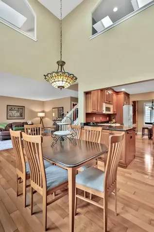 8264 Kingslee Road Bloomington MN 55438