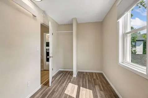 825 18th Avenue NE Minneapolis MN 55418