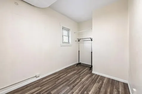 825 18th Avenue NE Minneapolis MN 55418