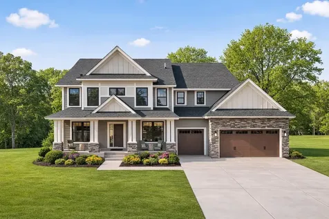 1848 Royal Boulevard N Lake Elmo MN 55042