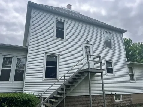 408 1st Avenue SW Hankinson ND 58041