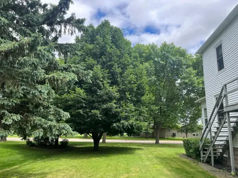 408 1st Avenue SW Hankinson ND 58041