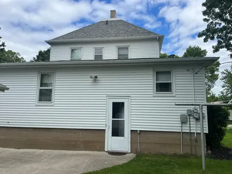408 1st Avenue SW Hankinson ND 58041