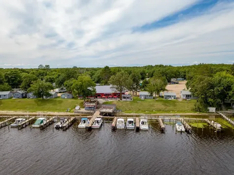 3343 Red Oak Road NW Baudette MN 56623