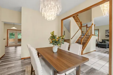 547 Abbey Way Mendota Heights MN 55120