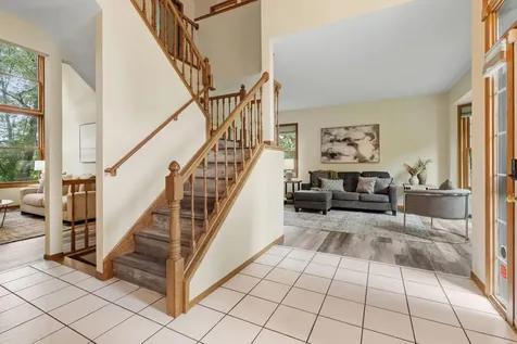 547 Abbey Way Mendota Heights MN 55120