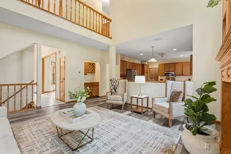 547 Abbey Way Mendota Heights MN 55120