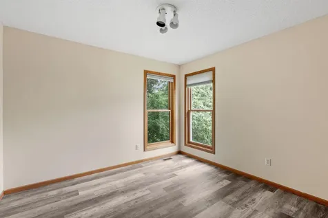 547 Abbey Way Mendota Heights MN 55120