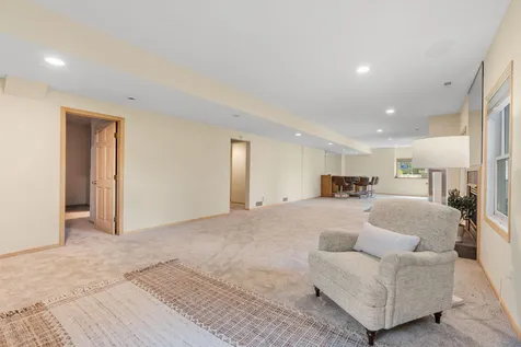 547 Abbey Way Mendota Heights MN 55120