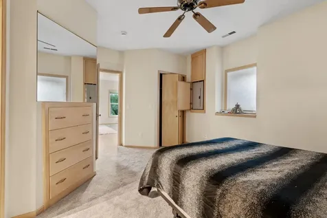 547 Abbey Way Mendota Heights MN 55120