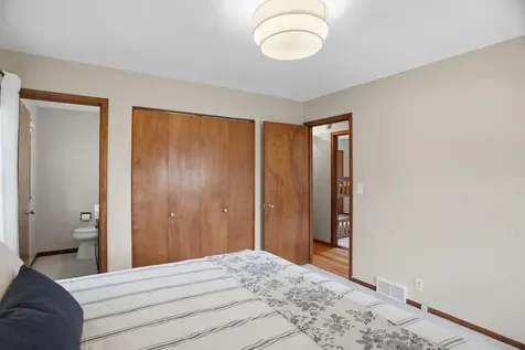 8516 Rich Avenue S Bloomington MN 55437