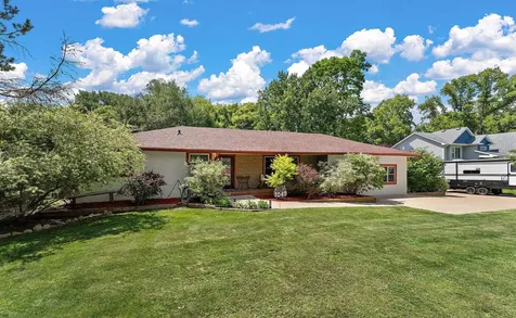 1049 2nd Street Saint Paul Park MN 55071