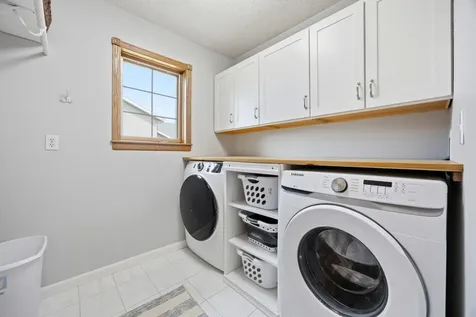 3921 5th Street S Moorhead MN 56560
