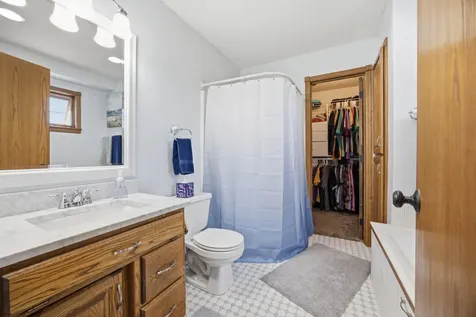 3921 5th Street S Moorhead MN 56560