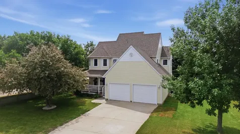 3921 5th Street S Moorhead MN 56560