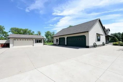 18000 Us-10 Highway Hawley MN 56549