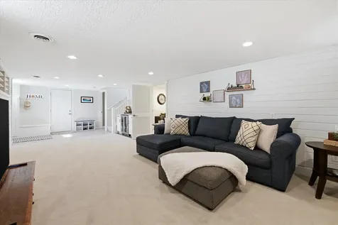 3404 Skycroft Drive Saint Anthony MN 55418