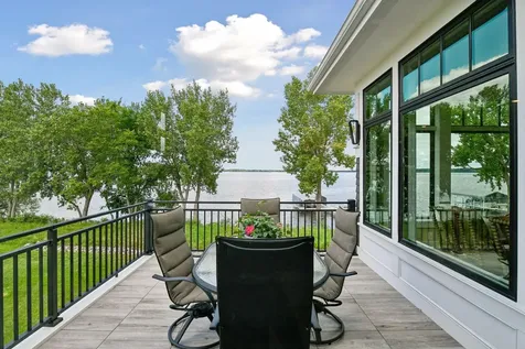 161 Lakeshore Circle Waconia MN 55387