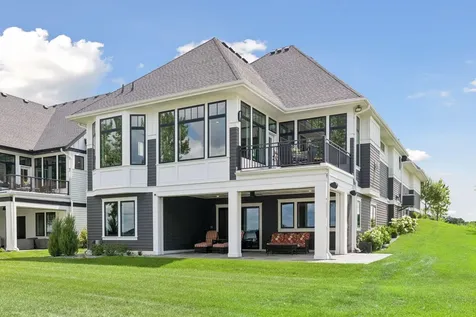 161 Lakeshore Circle Waconia MN 55387