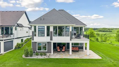 161 Lakeshore Circle Waconia MN 55387