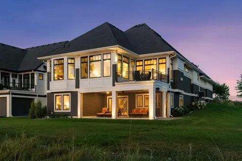 161 Lakeshore Circle Waconia MN 55387