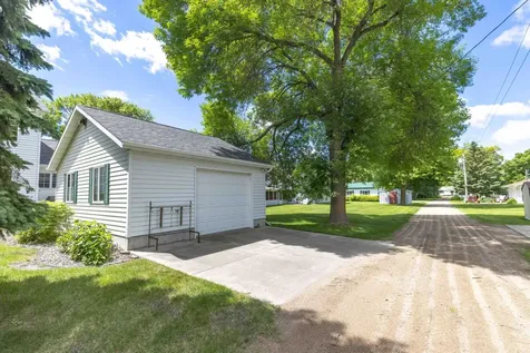 805 Pleasant Drive Ada MN 56510