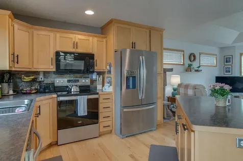 1087 Parkway Lane West Fargo ND 58078