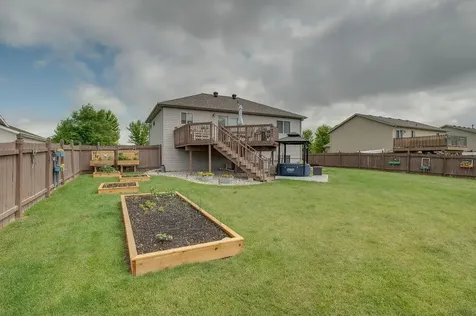 1087 Parkway Lane West Fargo ND 58078
