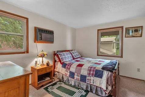 4412 189th Avenue NW New London MN 56273