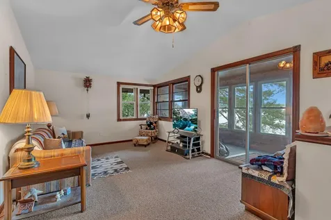 4412 189th Avenue NW New London MN 56273
