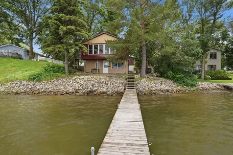 4412 189th Avenue NW New London MN 56273