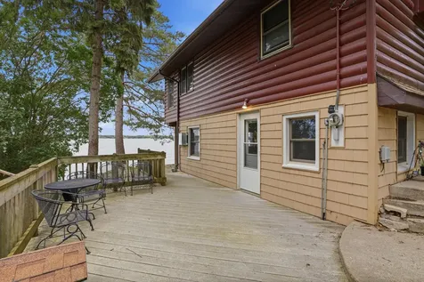 4412 189th Avenue NW New London MN 56273