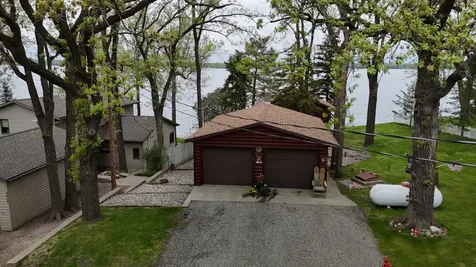 4412 189th Avenue NW New London MN 56273