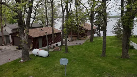 4412 189th Avenue NW New London MN 56273