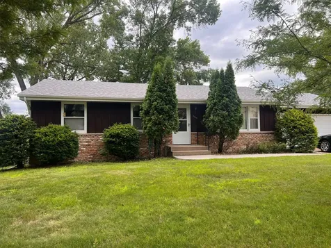 6909 Valley Place Crystal MN 55427