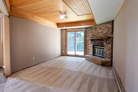 14742 Embry Path Apple Valley MN 55124