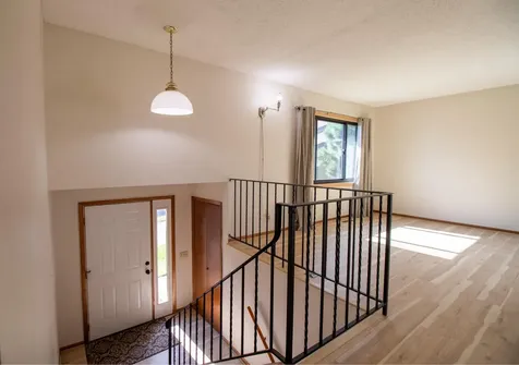 14742 Embry Path Apple Valley MN 55124